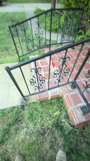 Looose railing. It’s my problem not yours. #homeinspection #amarillohomeinspector #abetterinspection