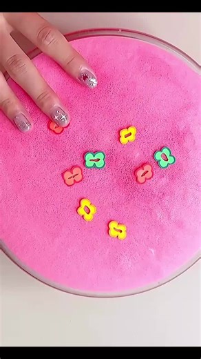 Satisfying wax and slime cracking asmr #fyp #asmr #viralvideos #relaxing #wax