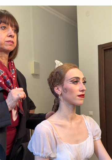 ბალეტის ენით მარისა ლომჯარია და ნინა ანანიაშვილი