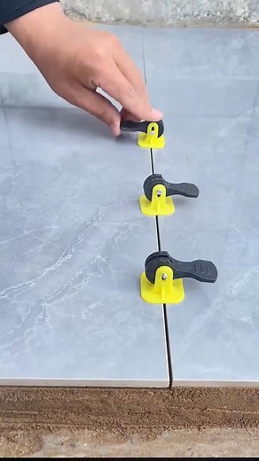 3 comments | The tile Levelers are great tools for floor and wall tile setup. The leveling system ensures the complete flatness between tiles perfectly. Fast and smooth, easy to turn. | Hugfreedom-b | Facebook