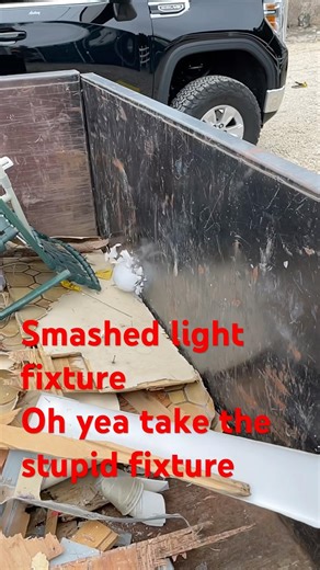 Great video of smashing a light fixture in a dumpster. #electricalhacks #electricalphenomenon #lamp