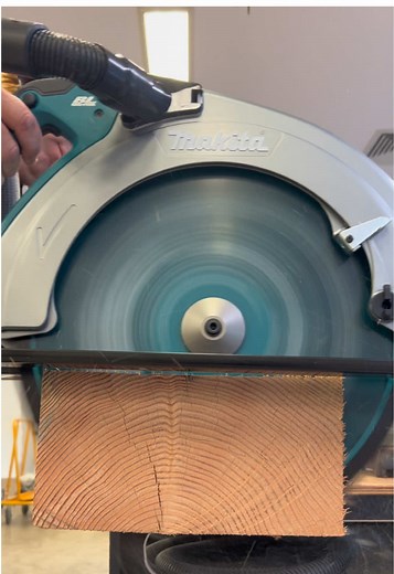 Makita XGT 40V Circular Saw Review and Features