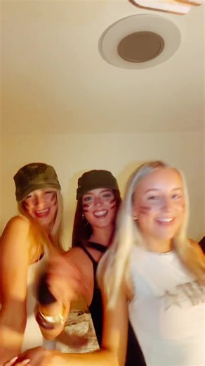 Creative Halloween Serving Looks and Ideas