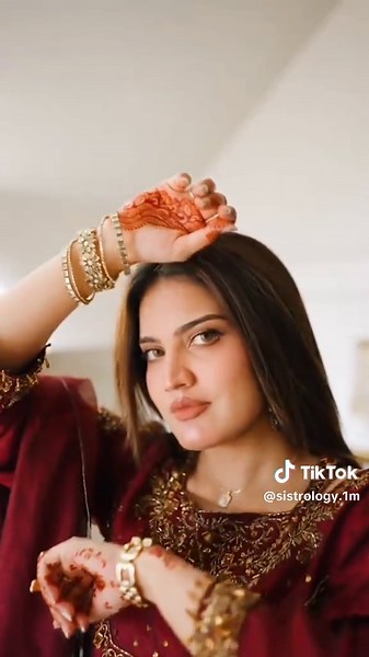 Sistrology Eid Looks: Fashion Inspiration for Celebrations