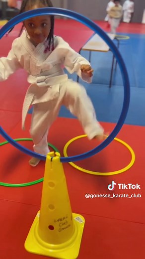 Cours de karaté pour enfants : Apprenez en s'amusant !