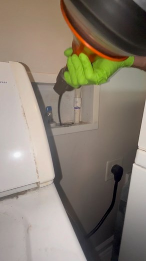 Clogged Washing Machine Drain #plumbing #plumber #plumbproud #plumblife #washingmachine #washingmachinerepair #drain #draingang #draincleaning #clog #cloggeddrain #plumbingrepair #diy #howto #asmr #reels #reelsvideo #reelsviral #serviceplumber | Theconservativeplumber