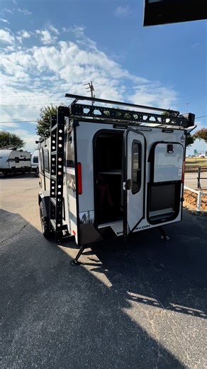 310K views · 8.8K reactions | Calling all minimalist campers who still want the home away from home luxuries! This squaredrop trailer has everything you need and nothing you don’t. Check out the ROG 14RKB by @encore_rv. #traveltrailer #rvtour #rv #rving #gorving | Princess Craft | Facebook