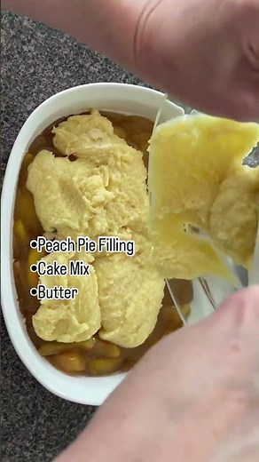 How to make Peach Cobbler with a Cake Mix #recipe #peaches #dessert #cobbler