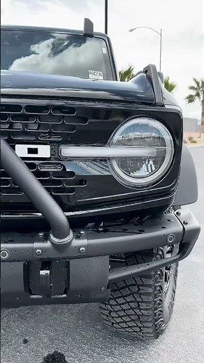 Showcasing the 2022 and 2023 Ford Bronco Wildtrak