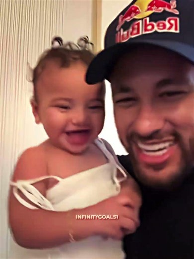 Neymar and Mavie's father-daughter love ❤️