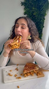 Pregnancy Craving: Bacon Mac n' Cheese Sandwich