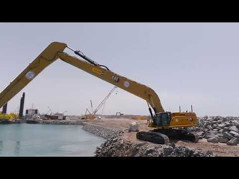 Cat® 395 Long Reach Excavator (LRE)
