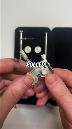 The Mechanical Drafting Tool That Made Perfect Dotted Lines