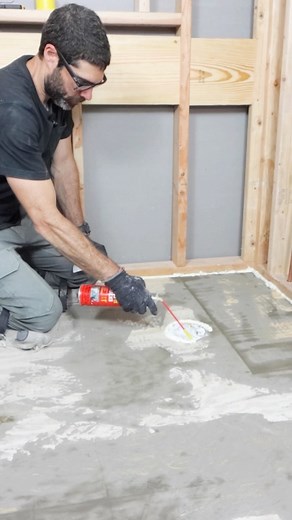 Home Repair Tutor on Instagram: "How to self level floors…enrollment ends August 29th for our Beginner Curbed Shower Remodeling Course, join today and make your project easier at homerepairtutor.com 👍🏼🔥#selfleveling #diy #howto #tutorial #bathroomremodel"