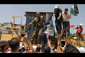 Israel to Displace 36,000 Arabs in the Negev Region