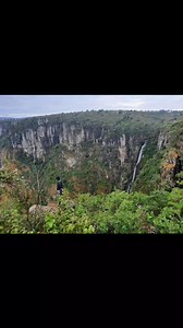 🌄 Discover the Magic of Nyanga National Park 🇿🇼 📍 Eastern Highlands, Zimbabwe Step into a land of misty mountains, waterfalls, ancient ruins, and breathtaking views 🌿. Nyanga National Park is one of Zimbabwe’s oldest and most beautiful parks — perfect for families, hikers, nature lovers, and adventure seekers! ✨ Top Attractions: 🗻 Mount Nyangani – Zimbabwe’s highest mountain (2,592m) 💦 Mutarazi Falls – The tallest waterfall in Zimbabwe (762m) 🌉 Skywalk & Zipline – Thrill-seekers welcome!