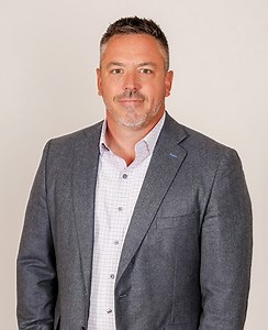 Kristopher Wiege, Financial Advisor in Coon Rapids, MN