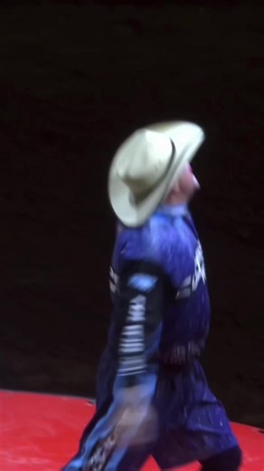 Pretty cool knowing Flint is entertaining at Madison Square Garden this weekend. What do y’all think—will he come out of retirement?