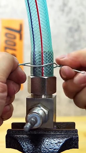 23K views · 347 reactions | Make Your Own Hose Clamp with Wire #toolstour #toolstoday #tooltips #toolhack #diycraft #diytips #toolsforlife #toolkit | Toolstour | Facebook