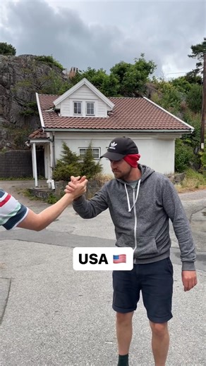 High five 😂 #helgianderlend | Helgi & Erlend