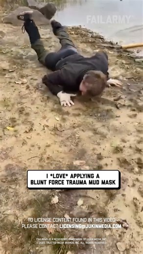 34K views · 123 reactions | They cleanse, exfoliate, AND remove toxins! 浪 藍 #boat #faceplant #epicfail #fail | FailArmy | Facebook