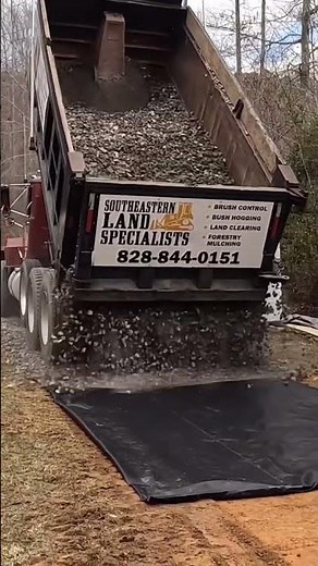 Reverse Drop Spreading Gravel From Dump Truck. Driver Got Skills!!!