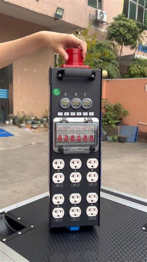 Daisy Huang on Instagram: "Power distro, support customization #powerdistributionbox #powerdistributorpro #powerdistortion #powerdistributor #powerdistribution #powerdistro #stagelight #stageequipment"