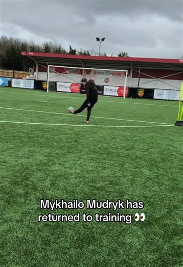 Mudryk Returns to Uxbridge FC Training Amid Doping Ban Silence