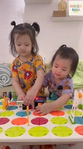 93pcs DIY Track Maze City Edition 🚘🚦🛑 🚦Switch track routes at will or change the shape of the track in as many ways as possible. Each circular track can be rotated to change the track route. 🚦Endless fun for the kids. Run through the fire station and there will be applause and lighting effects. Kids will use their thinking skills to gain knowledge of the route the cars will use. 🚦Product inclusion: School bus, fire truck, police car. All requires x1 AA each to operate. (Batteries not inclu