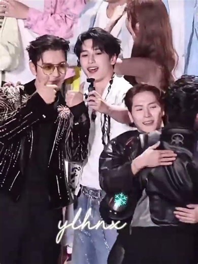 【TNT 时代少年团 严浩翔 Yan Haoxiang】(c) logo #嚴浩翔 #严浩翔 #옌하오샹 #时代少年团 #TNT#TeensinTimes