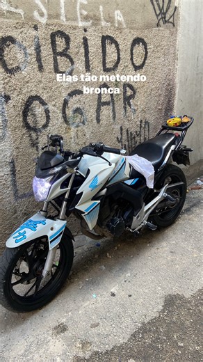 Desafio Twister: Motos Montadinhas em Ação