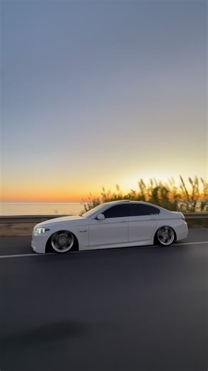 Uygar Özen on Instagram: "𝒮𝑒𝓃 𝒷𝑒𝓃 𝓋𝑒 𝐼̇𝒷𝑜 😁 #keşfet #kesfet #fyp #fypシ #fypage #bmw #f10 #520d #520dmsport #07jk343 #msport #bmwmsport #m5 #m5cs #550d"