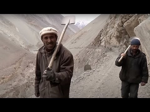 Pakistan: The Valley of the Immortals | The roads of the impossible