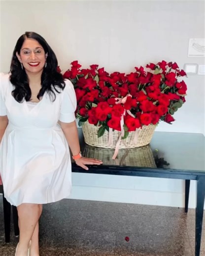 Interflora India on Instagram: "When birthdays call for something larger than life, only XL blooms do the talking. 🌸✨ From dramatic centerpieces to towering arrangements, these grand gestures turn any birthday into a statement celebration. Because real celebrations deserve flowers that bloom out loud. Explore our grand gesture edit and watch out for new arrivals dropping soon—your next unforgettable birthday gift is just a click away. Head to the link in Bio ♥️ birthday flowers, XL bloom