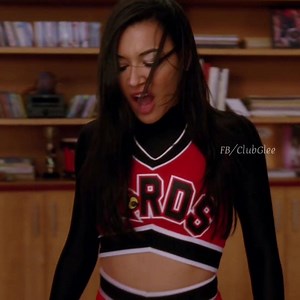 1.1M views · 44K reactions | Descansa en paz, chica en llamas. Te guardaremos por siempre en nuestros corazones. | Club Glee | Facebook