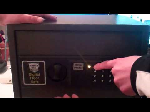 Unboxing Video of Bunker Hill Safes Electronic Digital Safe