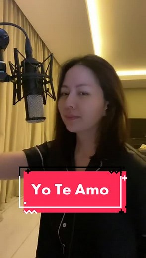 Jennifer Hosts Live Karaoke Night with Agnes - Yo Te Amo