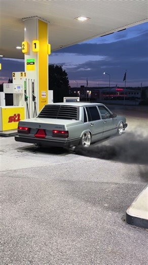 Skrapa Mittlinjer Med Volvo D24TIC?