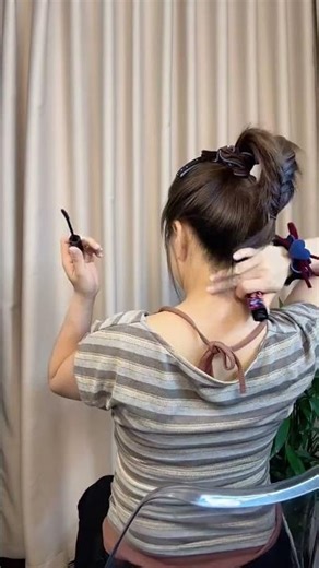 learn this high ponytail fishtail braid hairstyle. A simple and beautiful high ponytail,