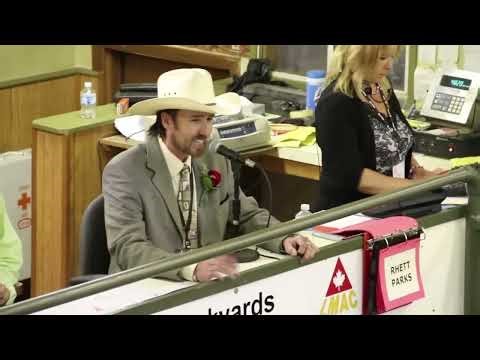 Adding a beat to an auctioneer business competition turned it into a rap battle
