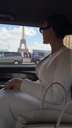 70K views · 6.7K reactions | Georgina Rodríguez in a new video, moments from her trip to Paris and preparations for the Balenciaga fashion show at Paris Fashion Week . . #georginarodriguez | Georgina Fans | Facebook