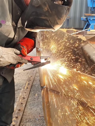 Repair & Upgrade Damaged Bucket for 30T Excavator