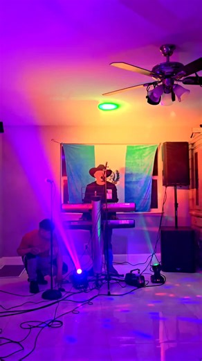 andres y susteclado miguelense on TikTok