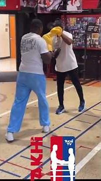 50 Cent hitting Mitts with Gervonta Davis Trainer showing his BOXING Skills