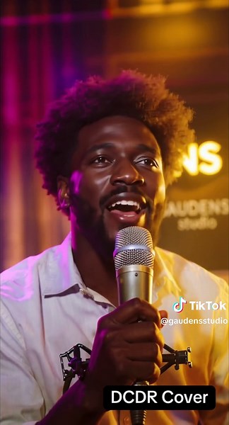 Cover #francaise🇨🇵 #lyrics_songs #canada_life🇨🇦 #musically #musica