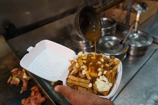 Quebec dairy group wants to obtain official designation to protect poutine’s identity - Montreal | Globalnews.ca