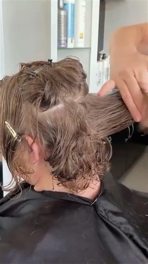 Short layers haircut women hairstyle