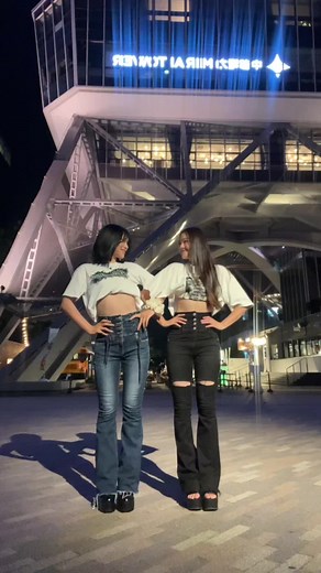 このダンス可愛いし、2人で踊ると楽しいいい^ ^⭐️#mflo #loves #Maya #HyperNova #mflo25 #collab #07 #04 @m-flo