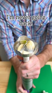 🧄 Use an immersion blender to mince garlic! #garlic #kitchenappliances #mealprep #cookingtips | Adventures with Jeff & Lauren