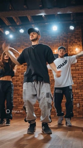 First steps, first move........#newvideo #newshorts ....#dance